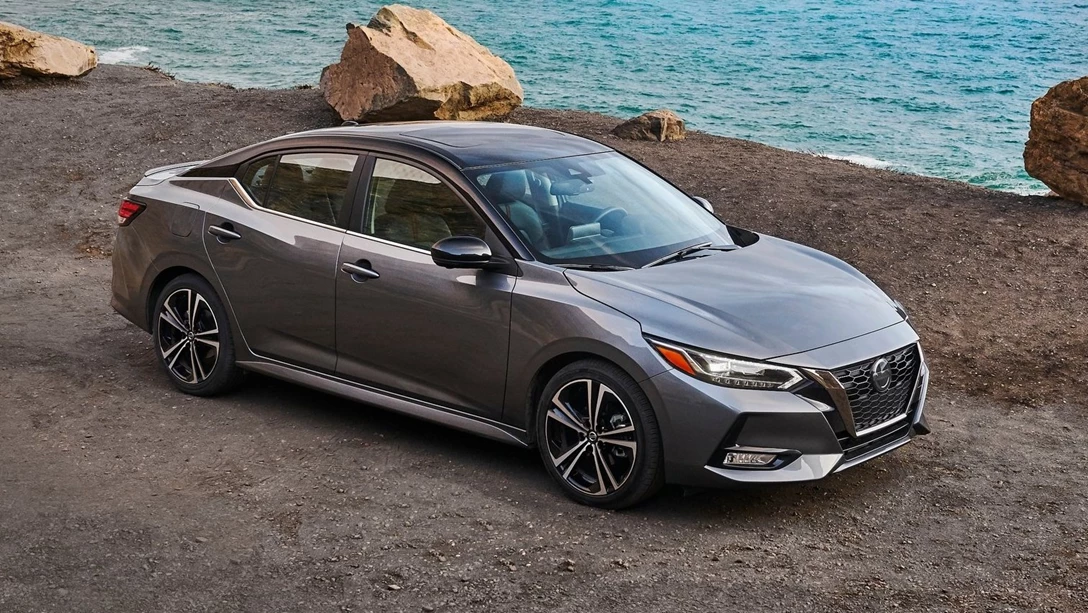 1689213-Nissan-Sentra-2020-1600-01.jpg