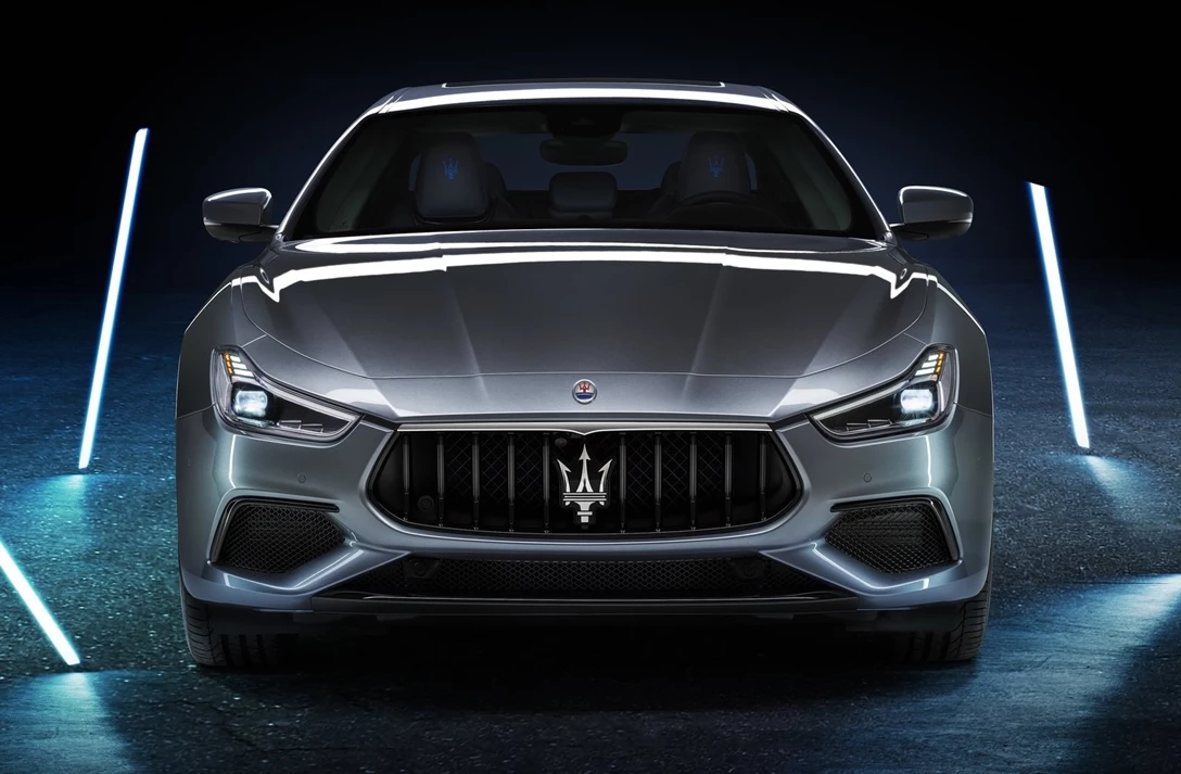 1634096-Maserati-Ghibli_Hybrid-2021-1600-05.jpg