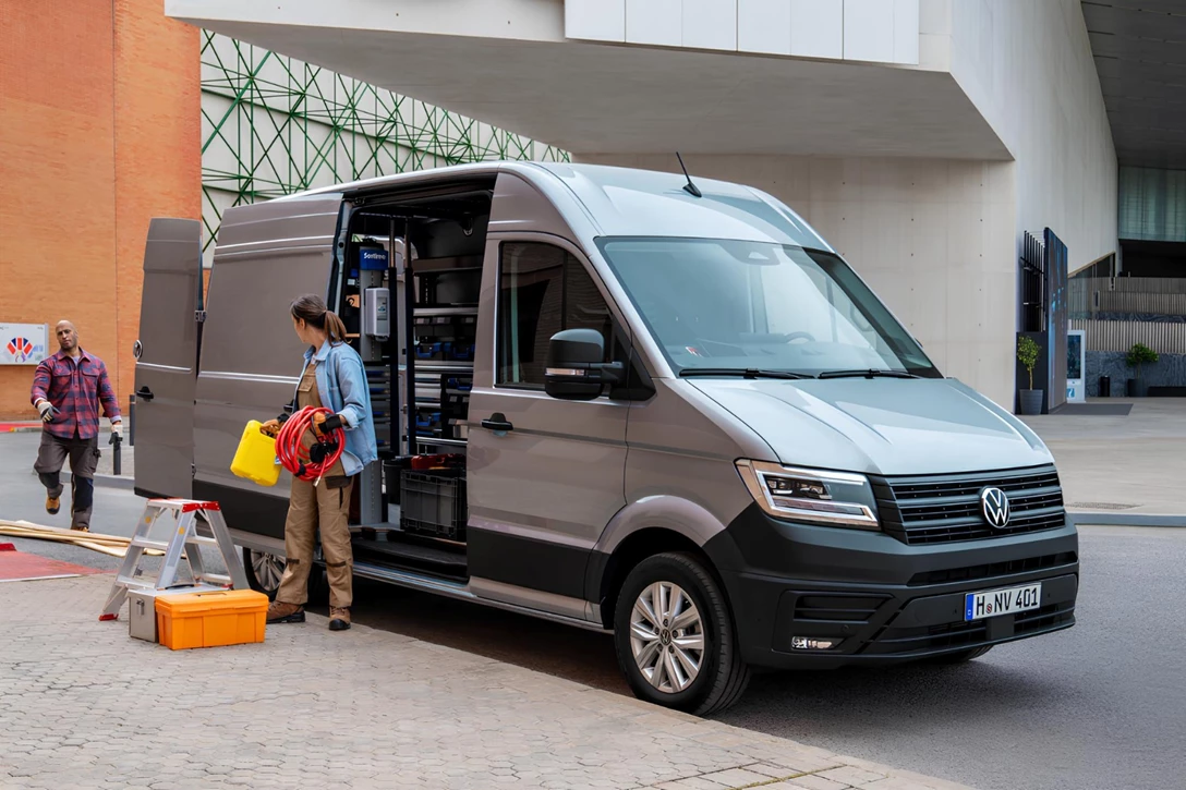 1706348-Volkswagen-Crafter-2025-01.jpg