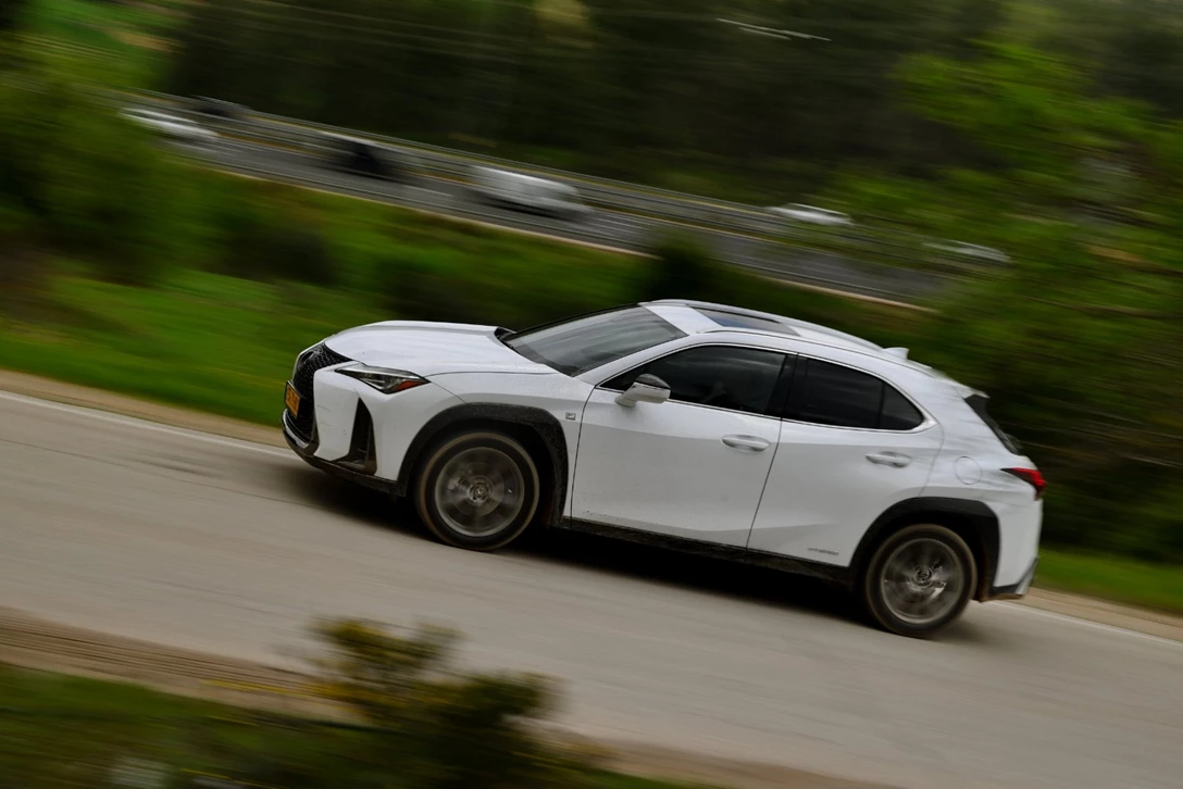 1616657-לקסוס UX מבחן דרכים (9).jpg