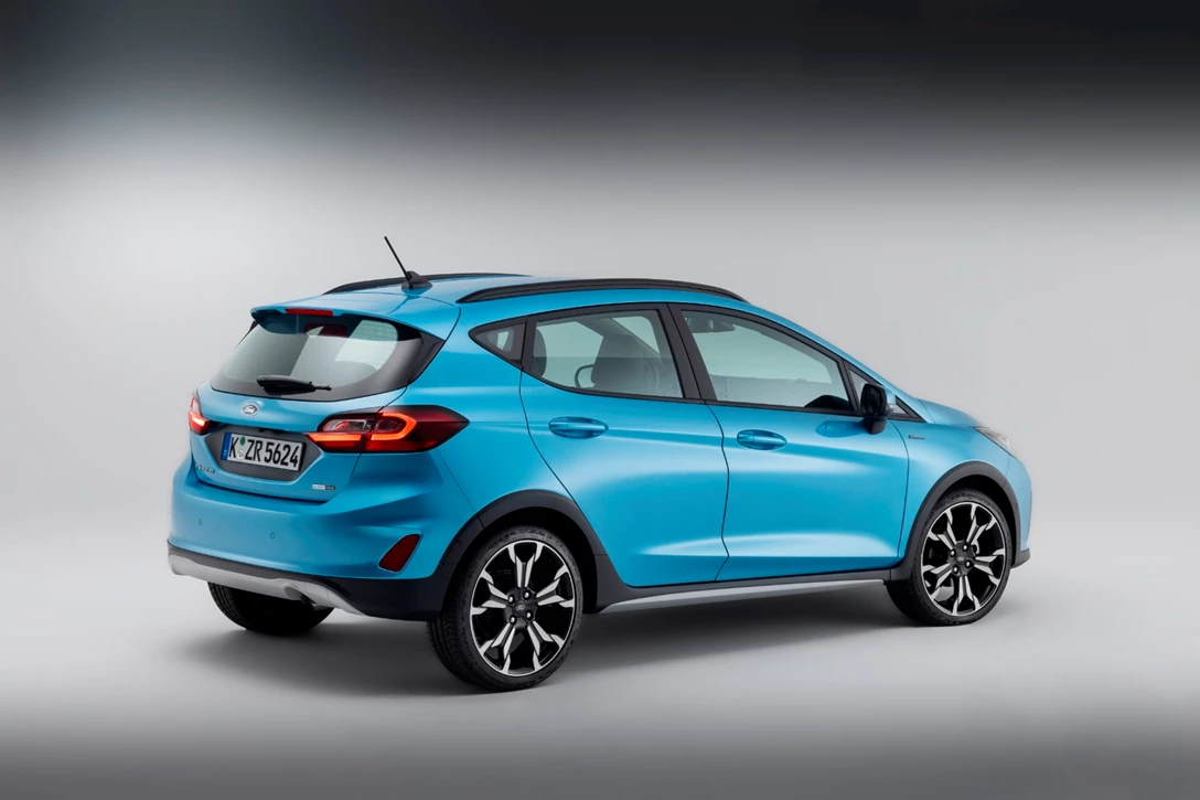 1673544-2021_FORD_FIESTA_STUDIO_ACTIVE_02.jpg