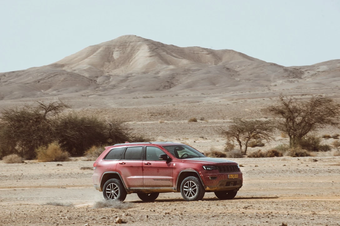 1604665-גרנד צירוקי מול דיסקו (19).jpg