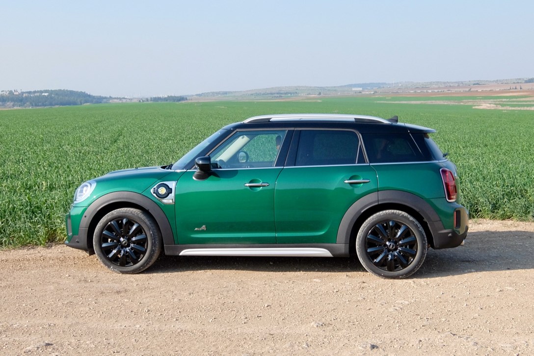 1639116-מיניקאנטרימן PHEV - 9.jpeg