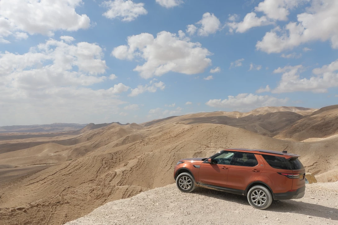 1590118-לנד רובר דיסקברי 5  (1).JPG