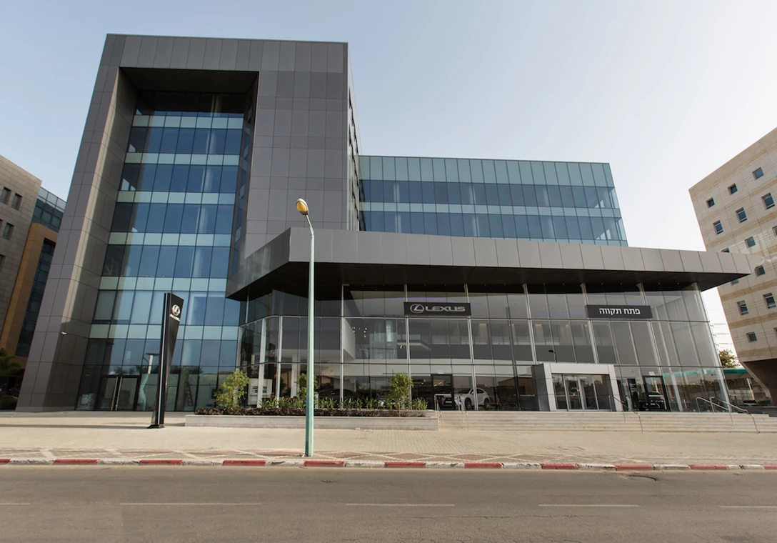 1596253-בית לקסוס_צילום שירן כרמל (1).jpg