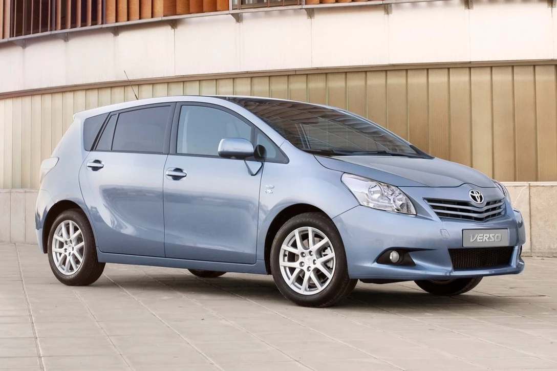 1592842-סקירת מיניוואנים (13).jpg