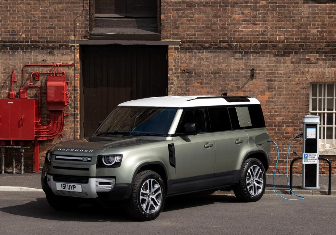 1677096-דיפנדר 110 פלאג אין. קרדיט- יצרן.jpg