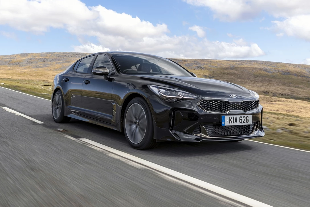 1595691-קיה סאנגיונג חבר (1).jpg