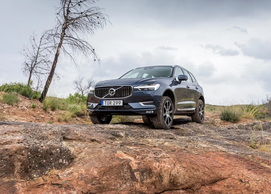 1650008-Volvo-XC60-2018-1600-11.jpg