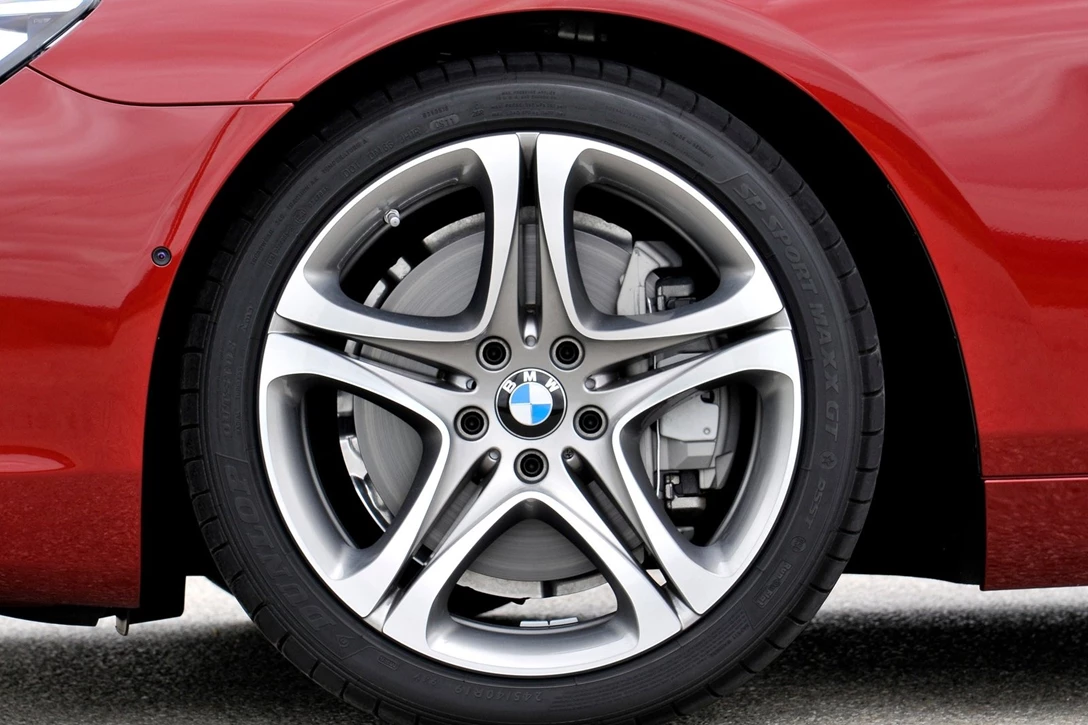 ב.מ.וו סדרה 6 קופה 2011