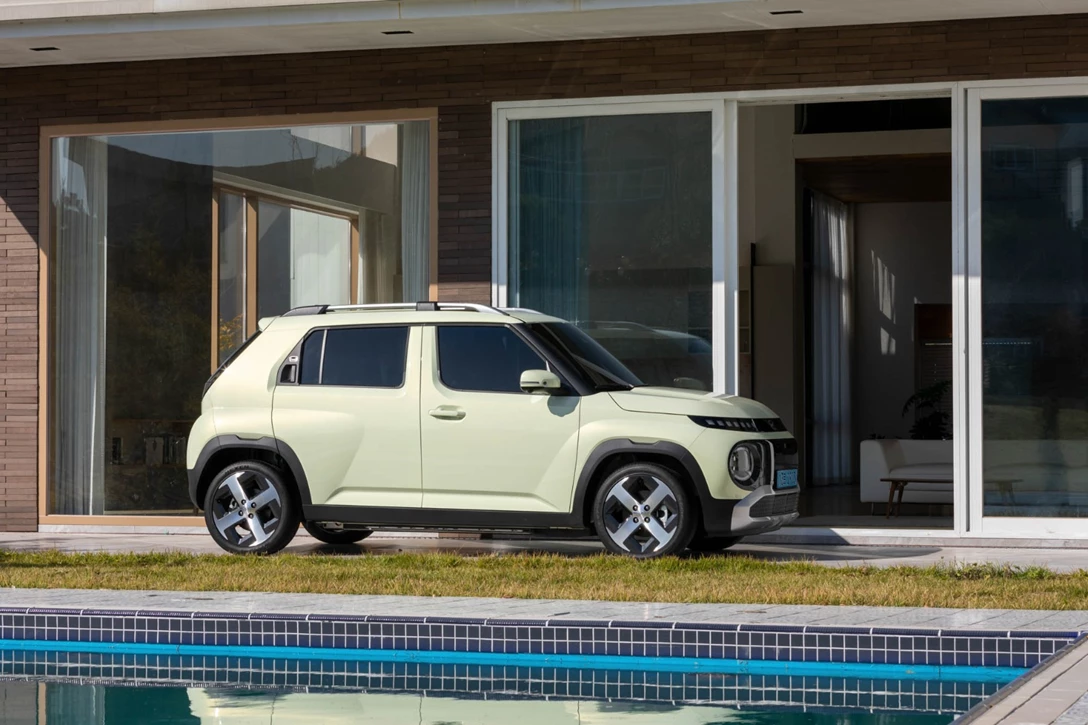 1703745-INSTER Static _07.jpg