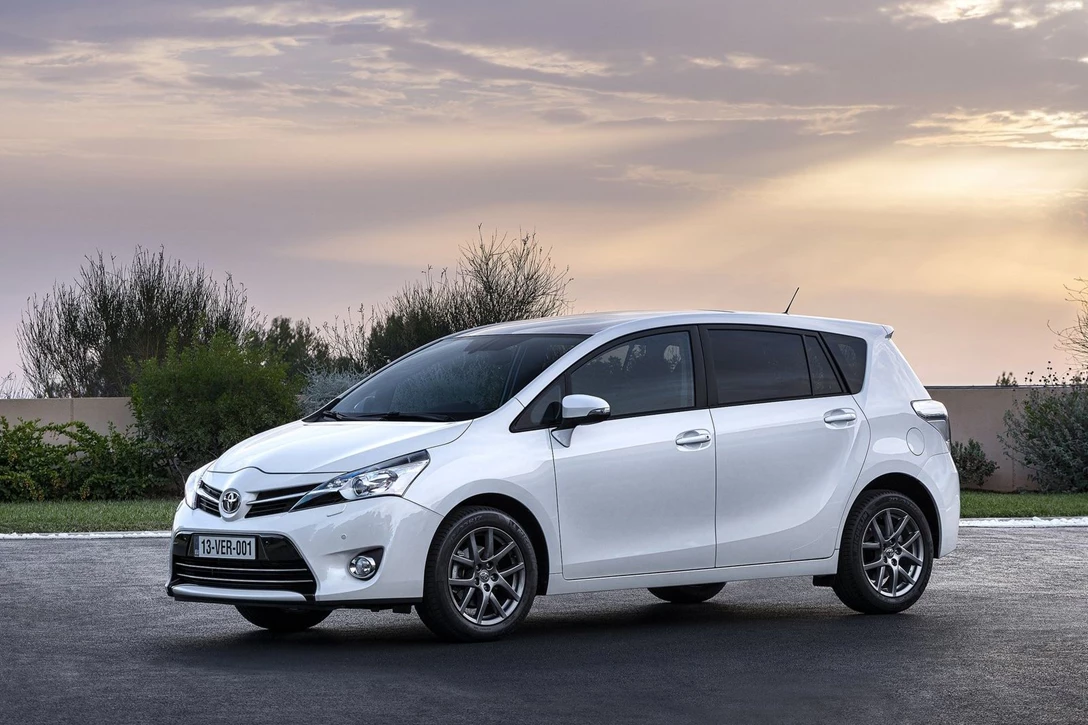 טויוטה ורסו