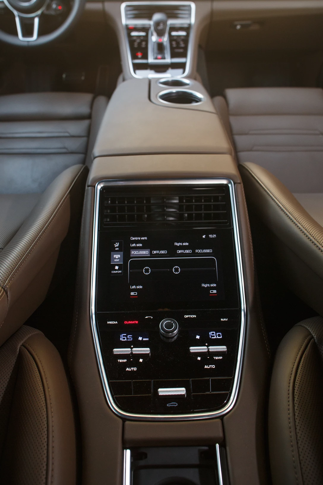 1591901-פורשה פאנאמרה הייבריד מבחן דרכים - תומר פדר (4).jpg