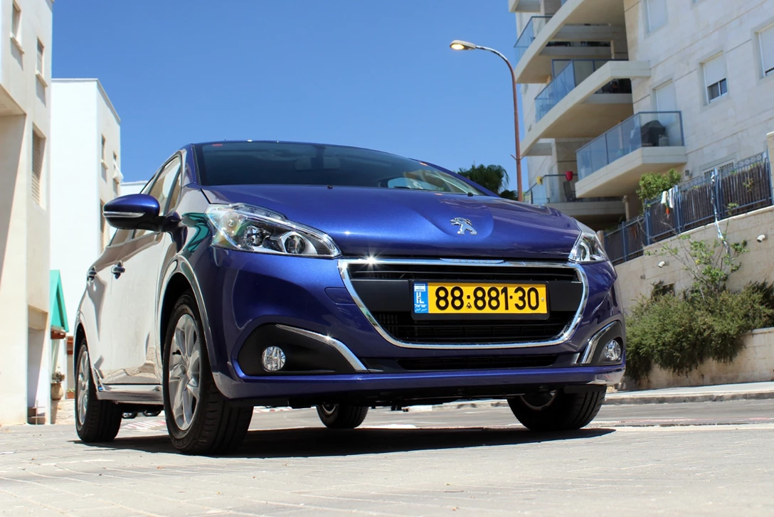 1602007-פיגו 208 1.2 אוט' (1).JPG