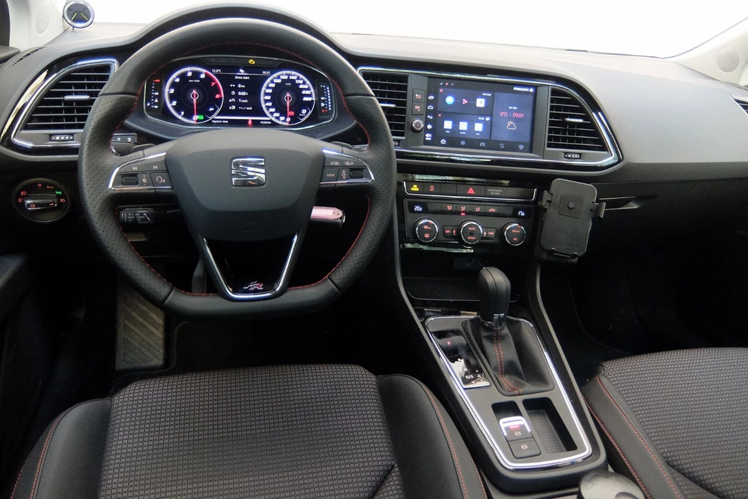 1613881-סיאט לאון 1 (4).JPG