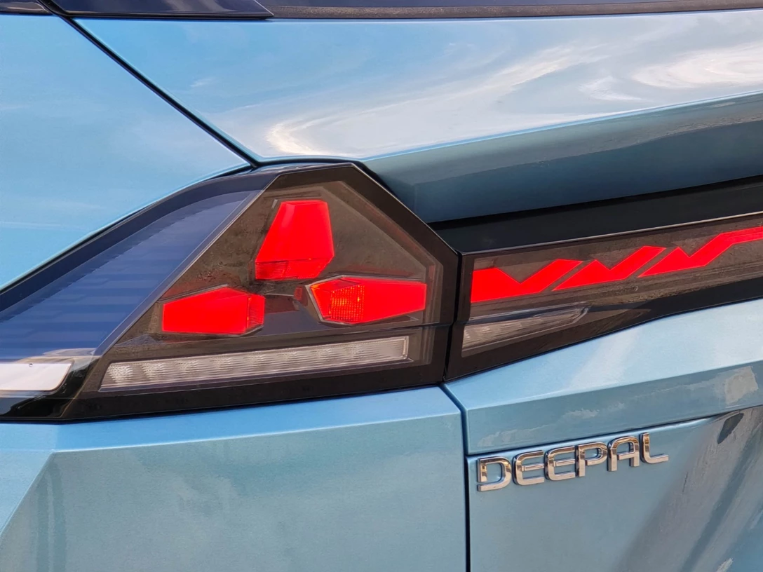 1705644-deepal (60).jpg