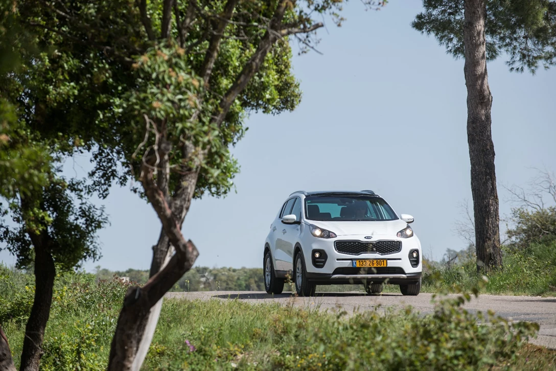 1596152-by Benny Doutsh-62.jpg