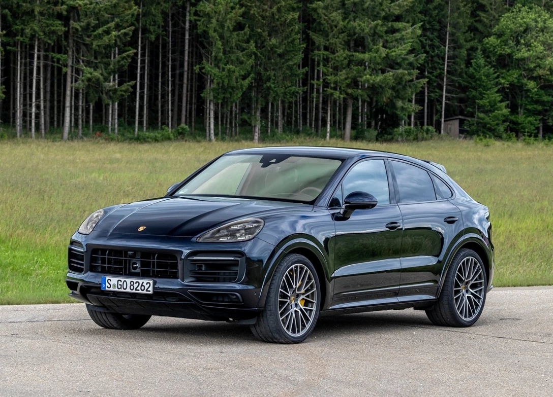 1683144-Porsche-Cayenne_Coupe-2023-04.jpg