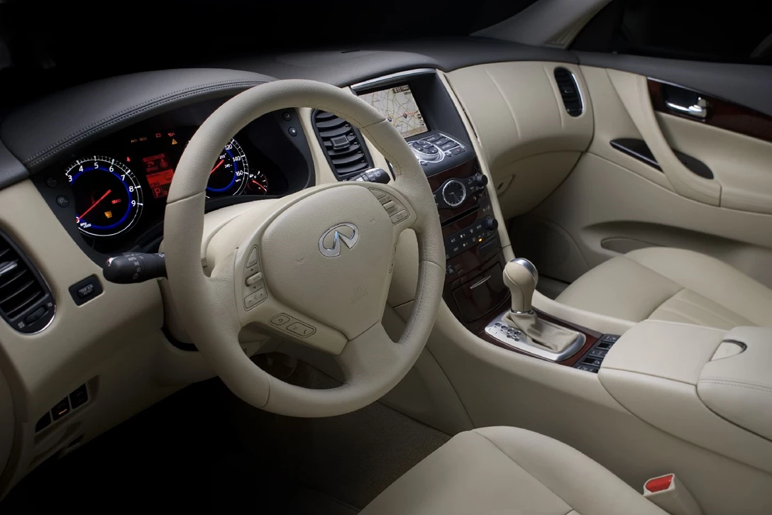 איניפיניטי EX  