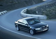 1599661-Skoda-Superb-2003-1600-08.jpg
