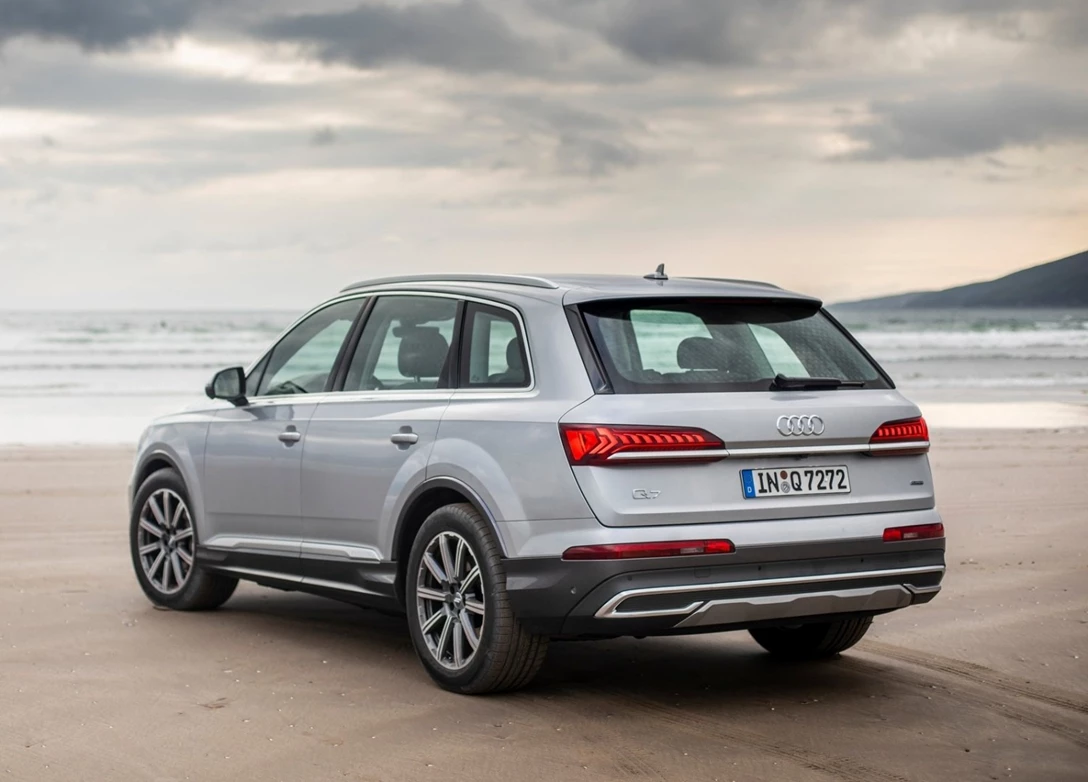 1681276-Audi-Q7-2023-03.jpg