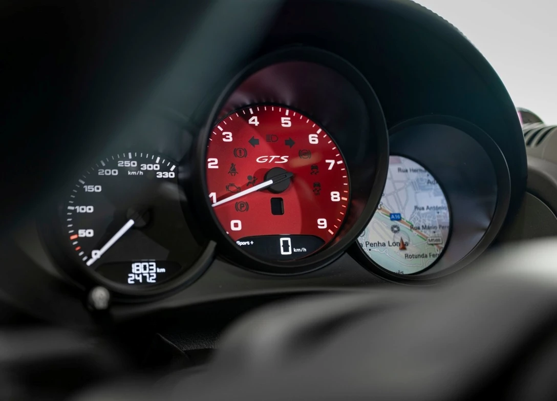 1703247-Porsche-718_Cayman-2024 (12).jpg