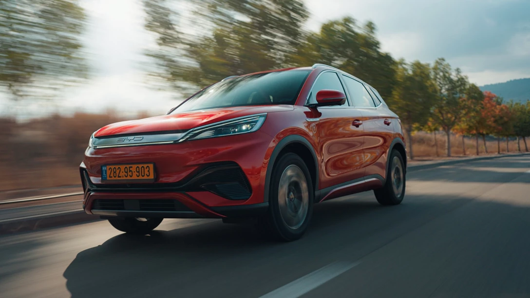 1672428-BYD ATTO 3.00_18_34_23.Still014 copy.jpg