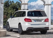 1669605-Mercedes-Benz-GLS-2017-02.jpg