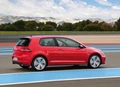1670383-Volkswagen-Golf_GTI-2015-03.jpg