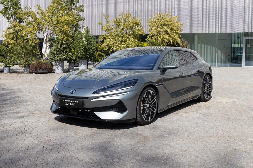 03_EXTERIOR 07-min.jpg