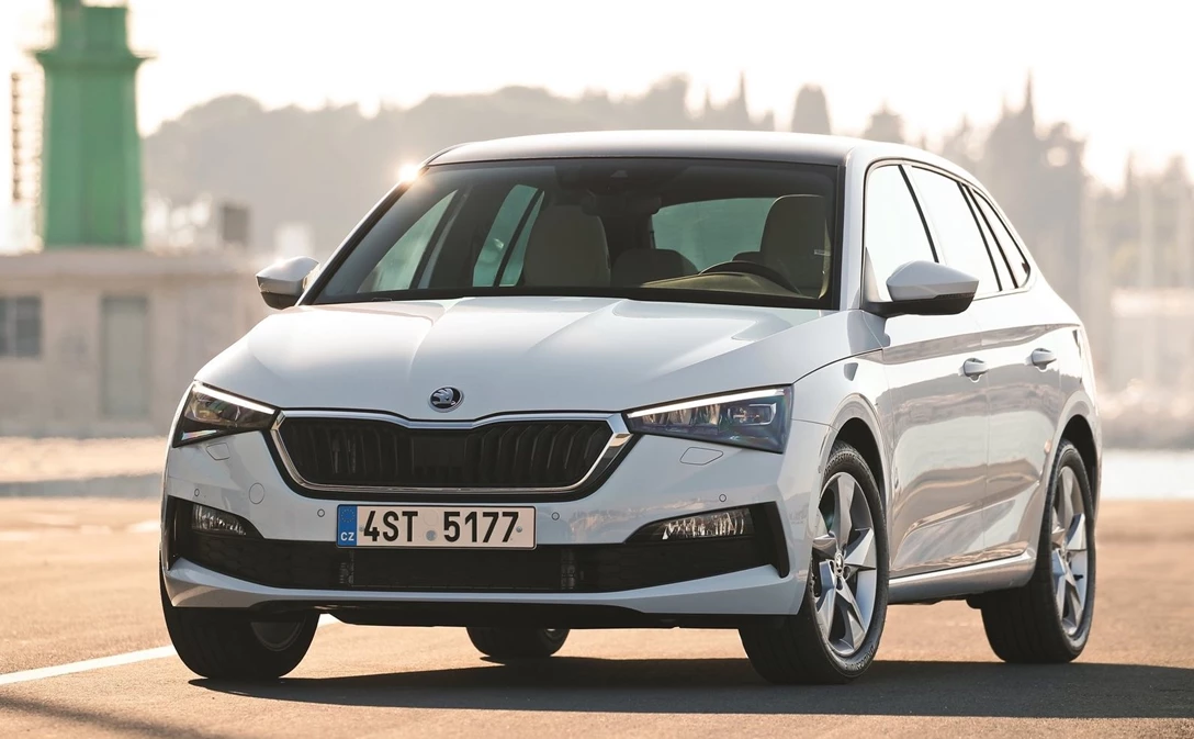 1632316-Skoda-Scala-2019-1600-01.jpg
