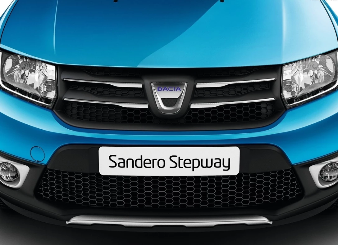 1650685-Dacia-Sandero-2017-04.jpg
