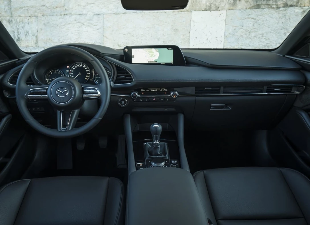 1621917-Mazda-3-2019-05.jpg