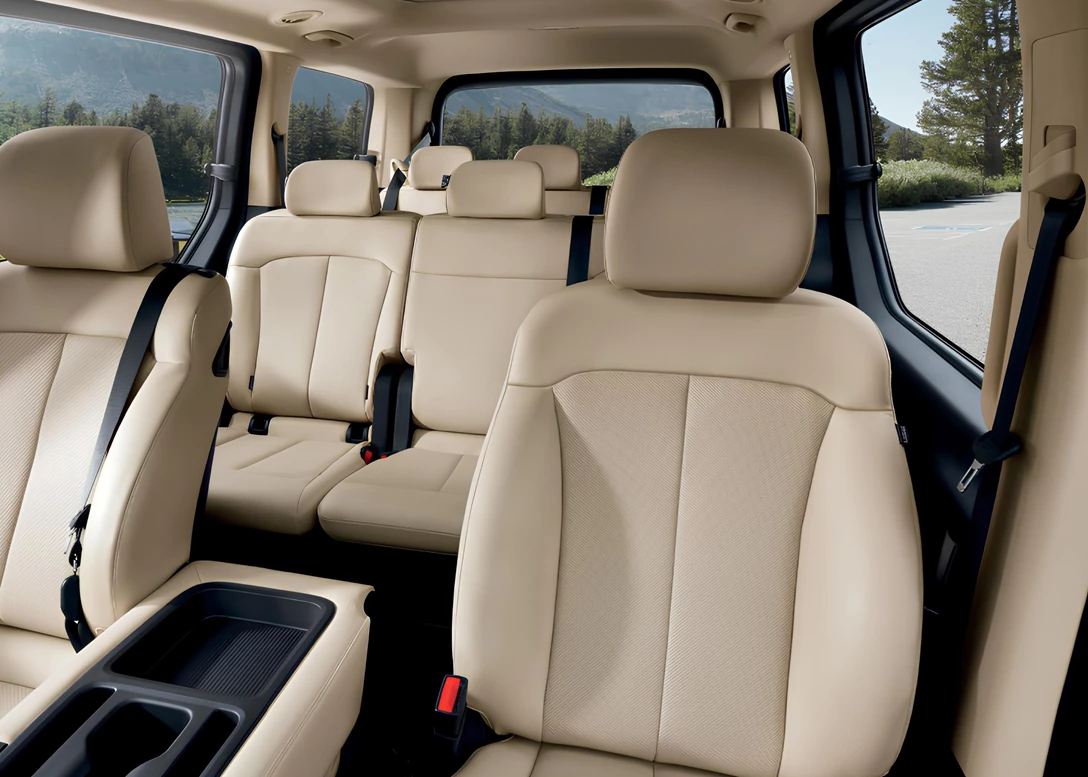 Hyundai-Staria-2025-09.jpg