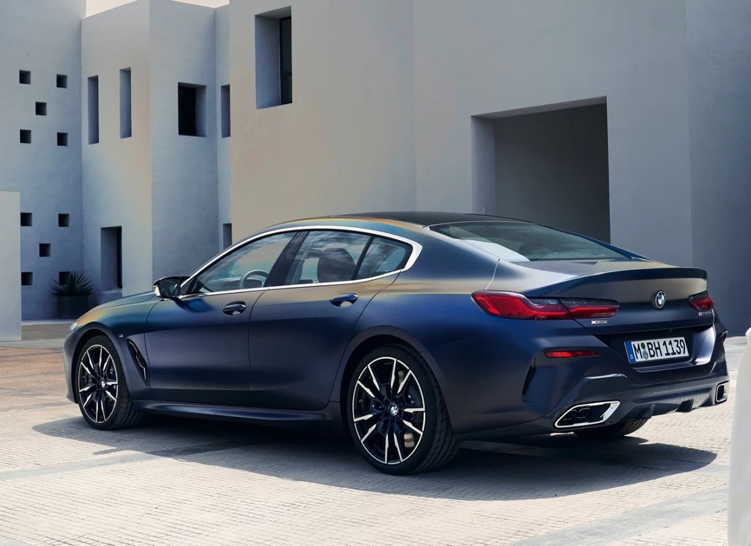 1663365-BMW-8-Series_Gran_Coupe-2022-05.jpg