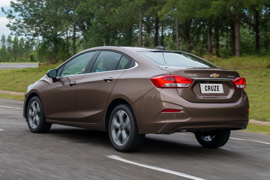 1645002-Chevrolet-cruze-2020 (1).jpg