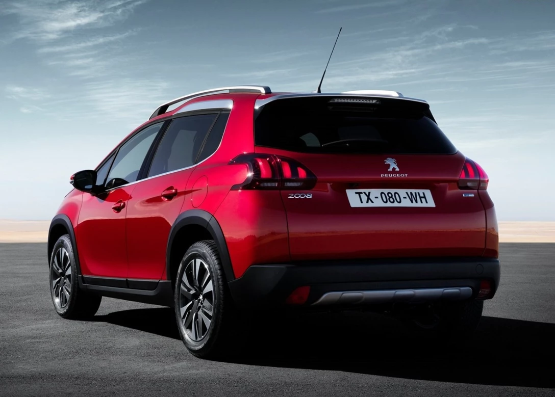 1640602-Peugeot-2008-2017-02.jpg