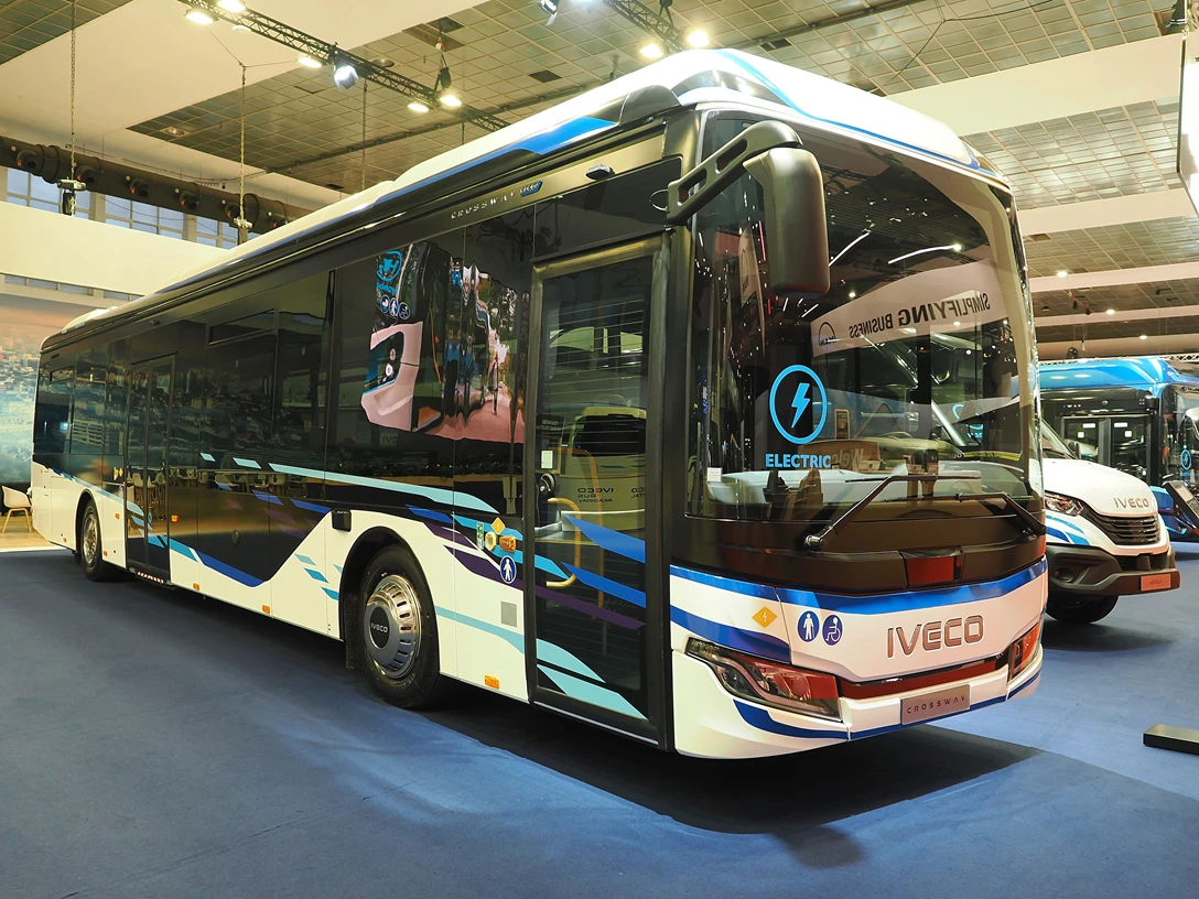 IVECO CROSSWAY ELEC-min.jpg