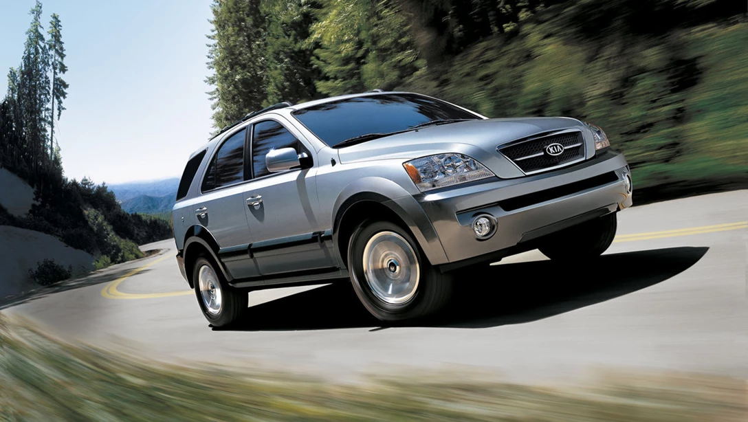 1682129-Kia-Sorento-2005 4.jpg