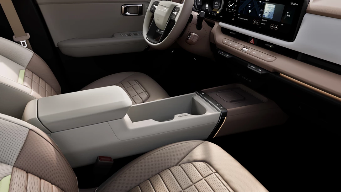 קיה סלטוס 2026 קונסולה