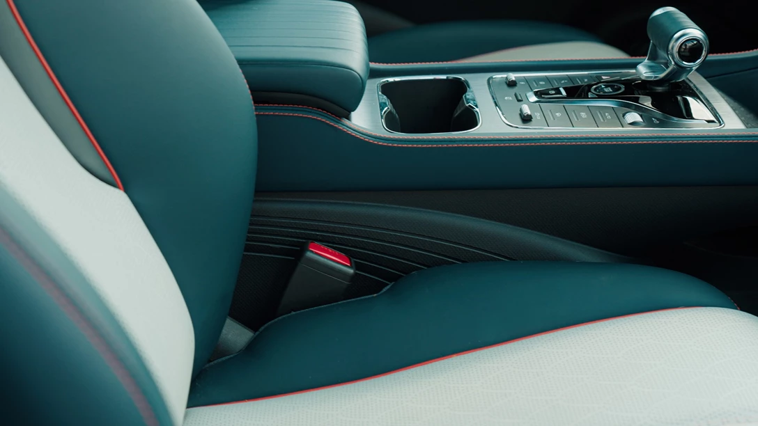 1672519-BYD ATTO 3.01_14_30_03.Still113 copy.jpg