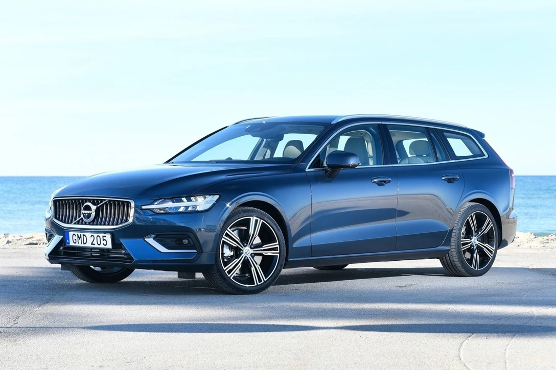 1634519-וולוו V60-02.jpg