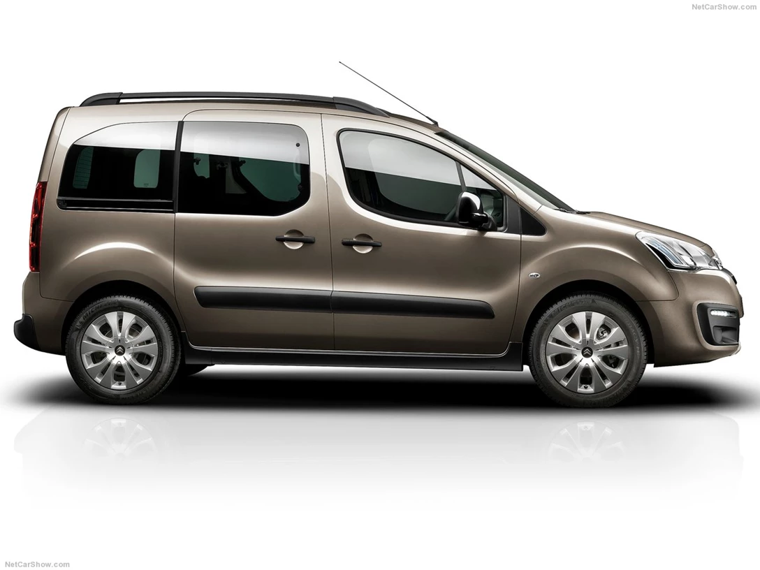 1583337-Citroen-Berlingo 4.jpg