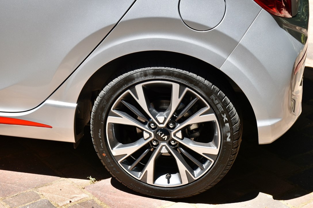 1646067-קיה פיקנטו מתיחת פנים - 8.jpeg