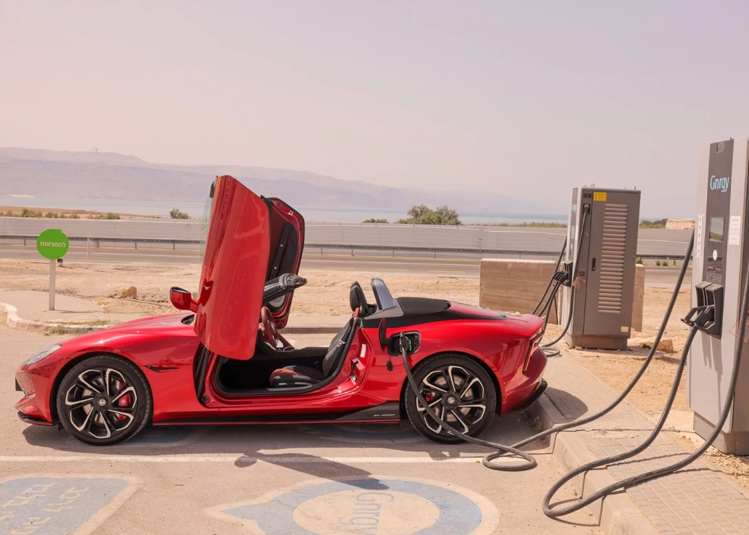 1709367-MG-Cyberster-2025 (14).jpg