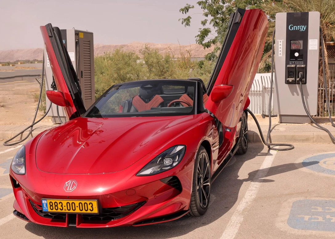 1709368-MG-Cyberster-2025 (15).jpg