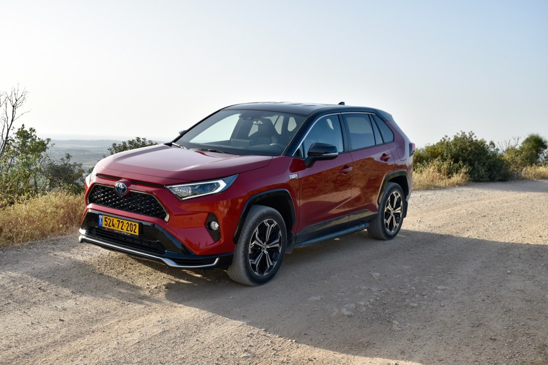 1643804-טויוטה ראב 4 PHEV - מבחן דרכים - 1.jpeg