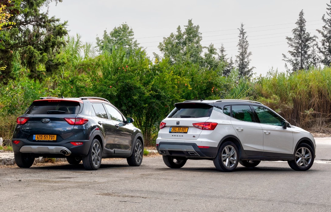 1614683-קיה סטוניק מול סיאט ארונה מבחן דרכים (2).jpg