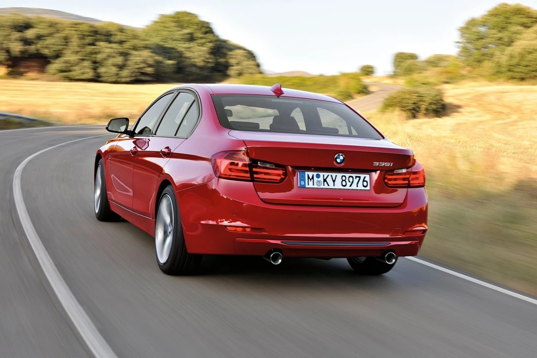 ב.מ.וו סדרה 3 2011