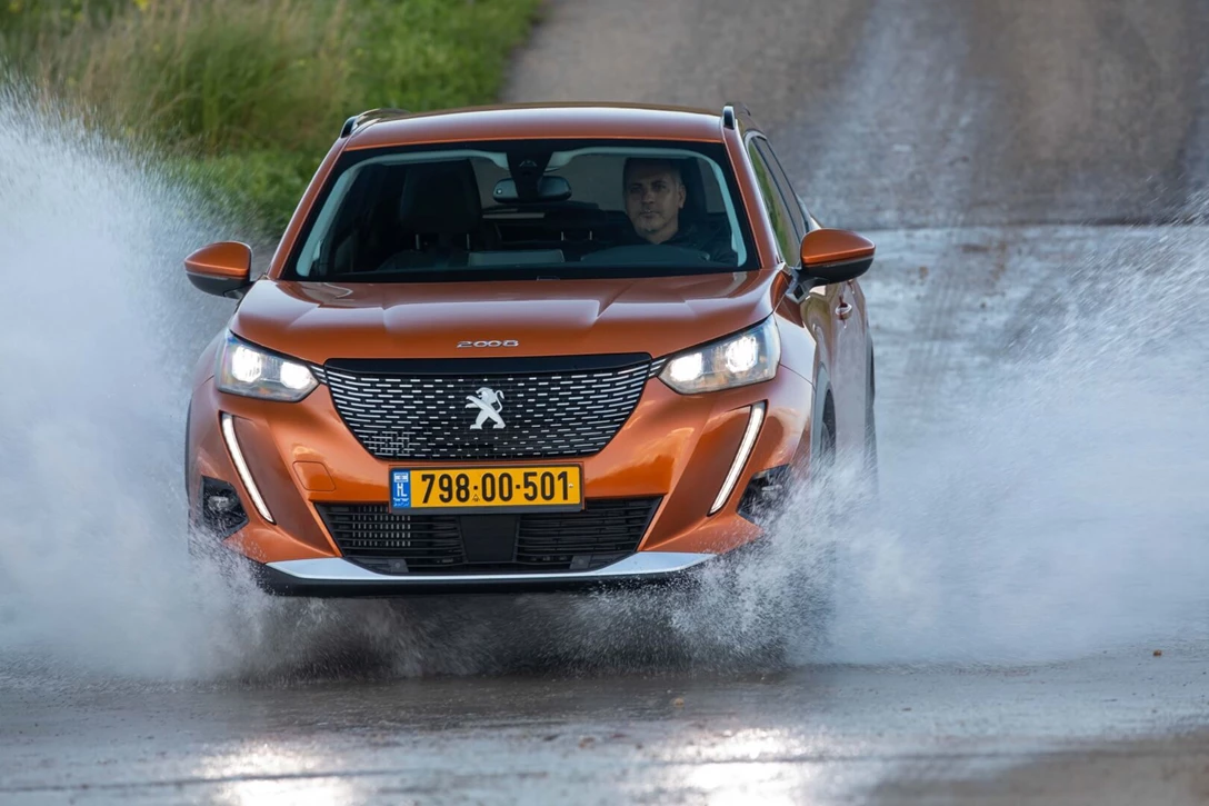 1632027-200319-peugeot-053.jpg